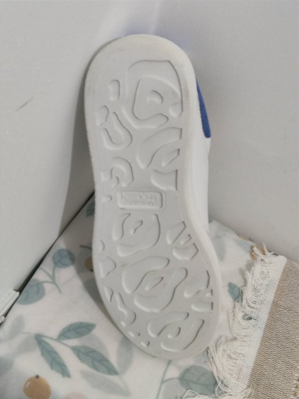 Alexander McQueen Platform White Sneakers - Picture 7 of 7
